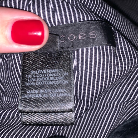 Marc by Marc Jacobs Black Sleeveless Top. Size 6 - Picture 7 of 7